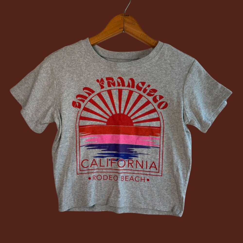 Philcos San Fransisco Rodeo Beach Graphic T-Shirt Crop Top